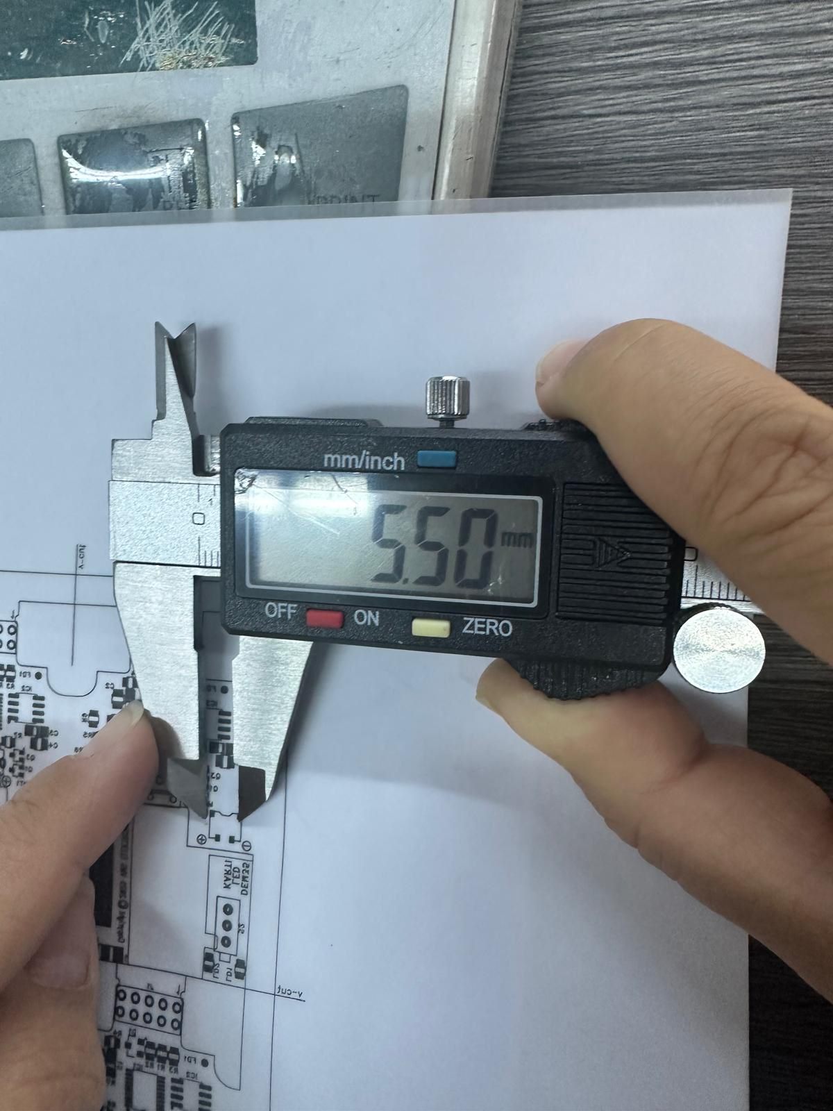 Socket dimension check for micro motor connector